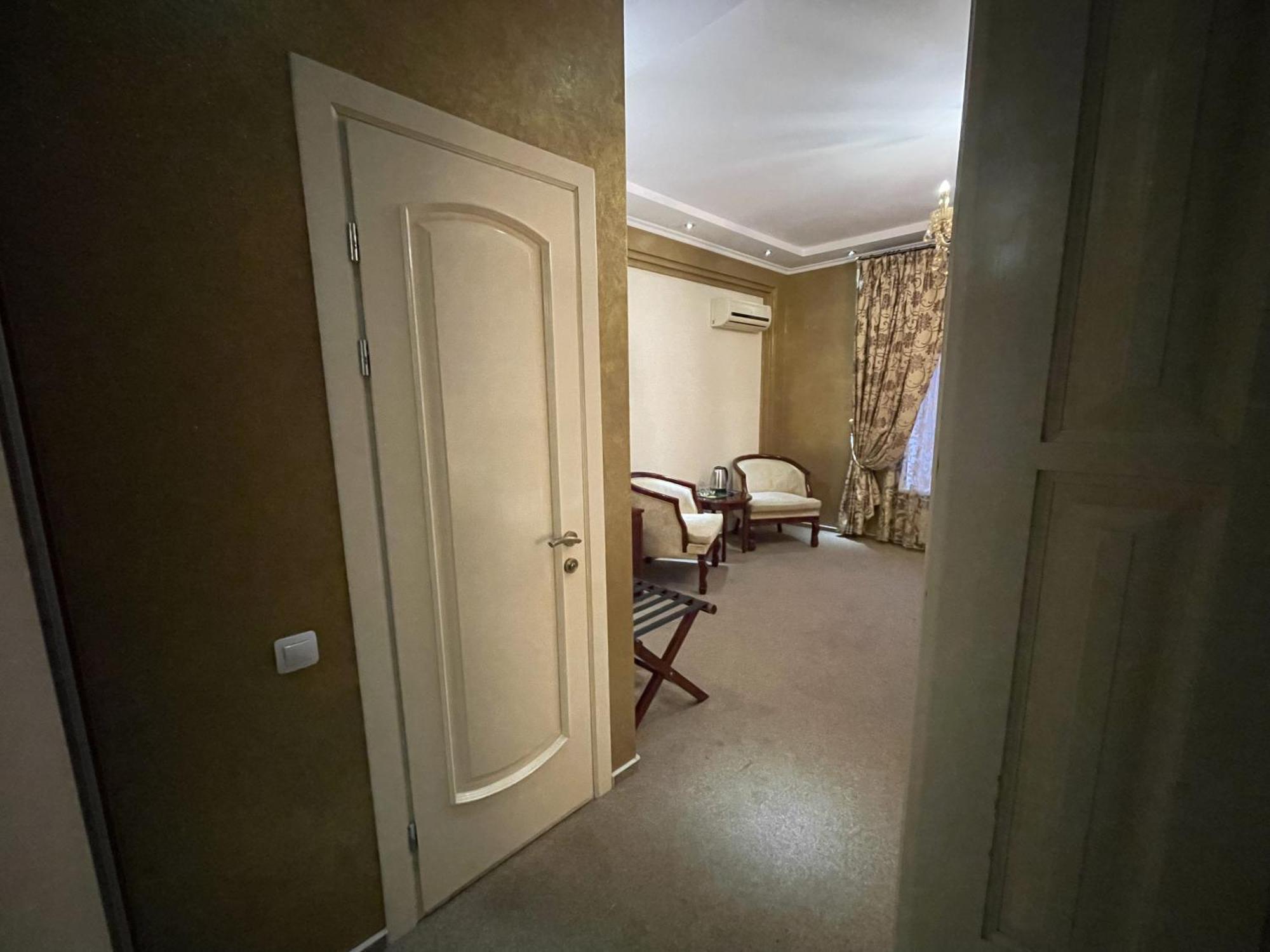Hotel Київські Ночі Esterno foto