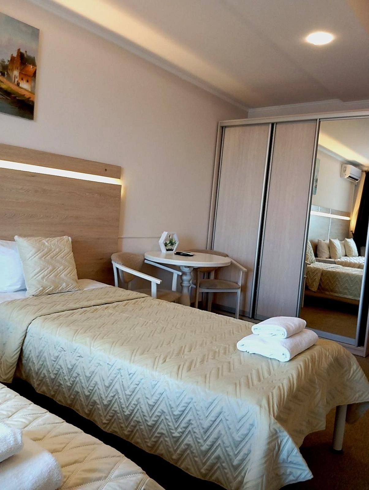 Hotel Київські Ночі Esterno foto