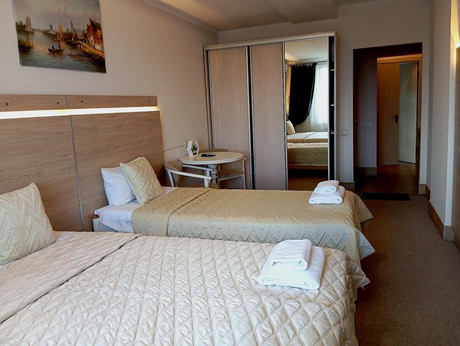 Hotel Київські Ночі Esterno foto