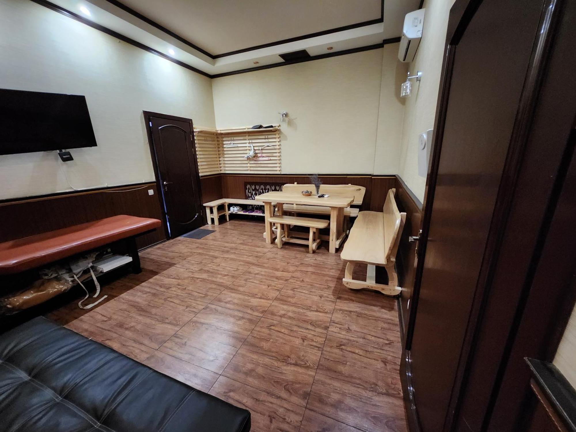 Hotel Київські Ночі Esterno foto